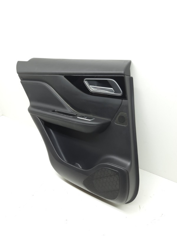 Обшивка двери