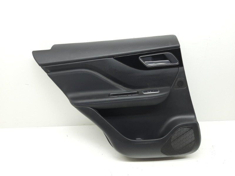 Обшивка двери