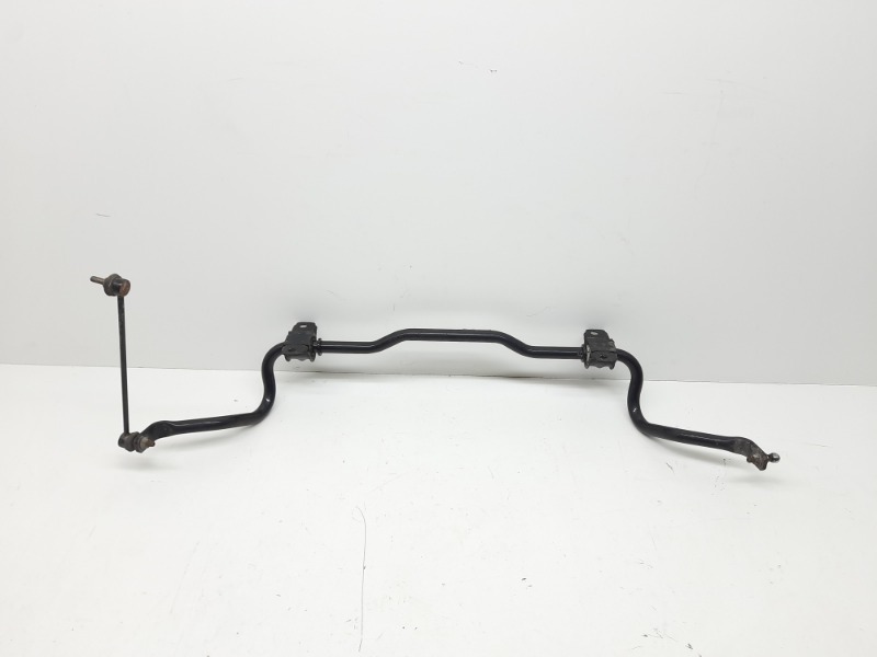 Стабилизатор передний