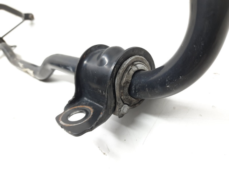 Стабилизатор передний