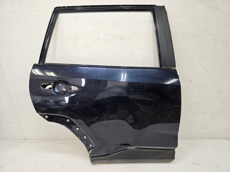 Дверь задняя правая