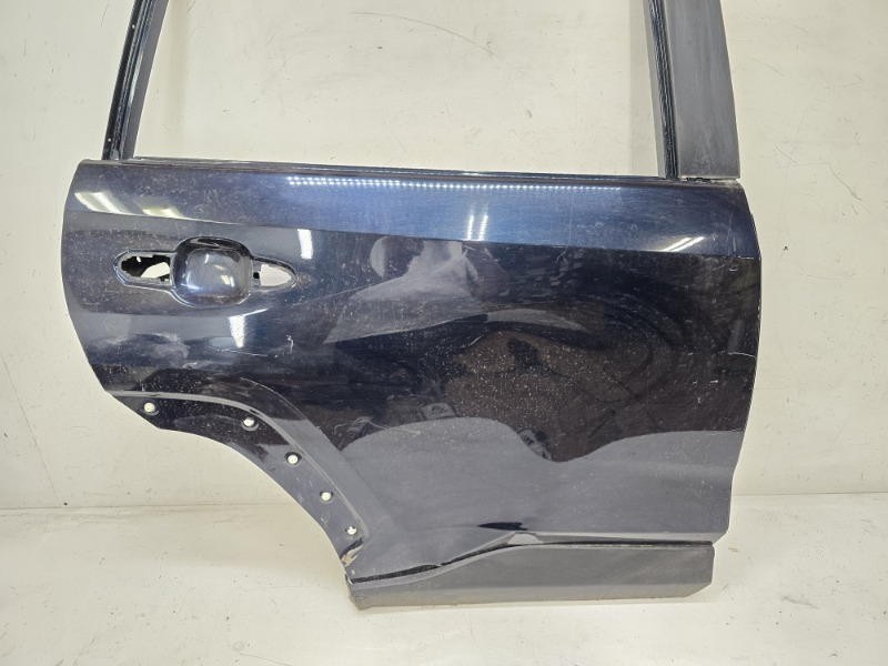 Дверь задняя правая