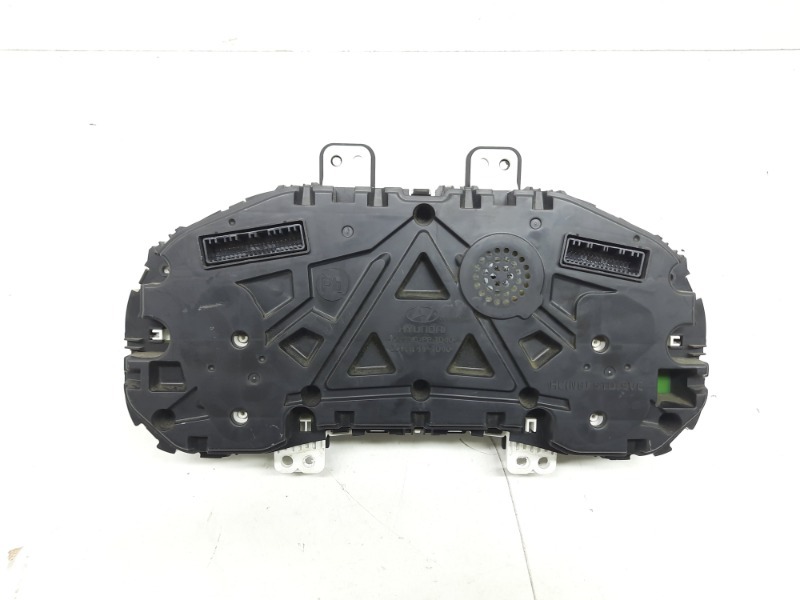 Панель приборов