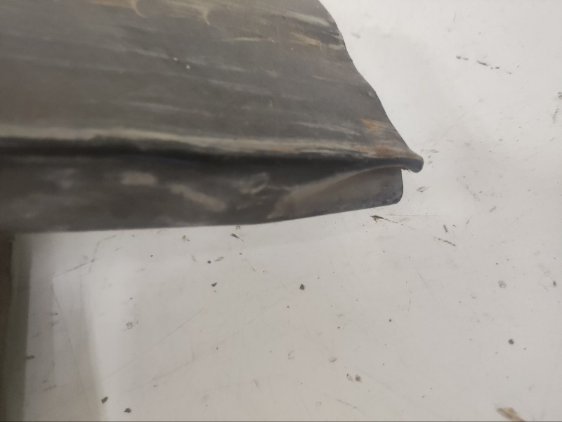 Усилитель переднего бампера