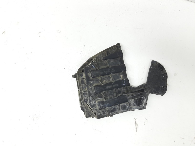 Решетка стеклоочистителей (Жабо)