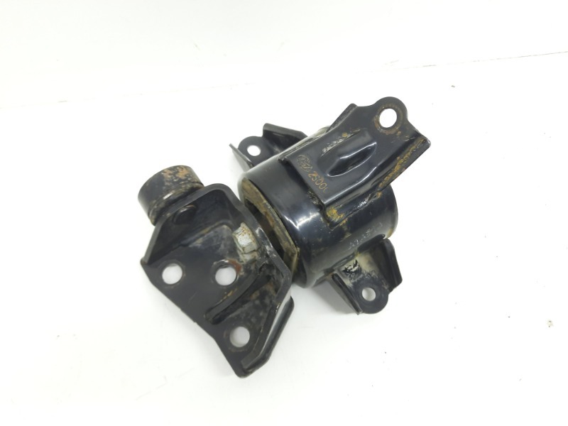 Опора двигателя левая