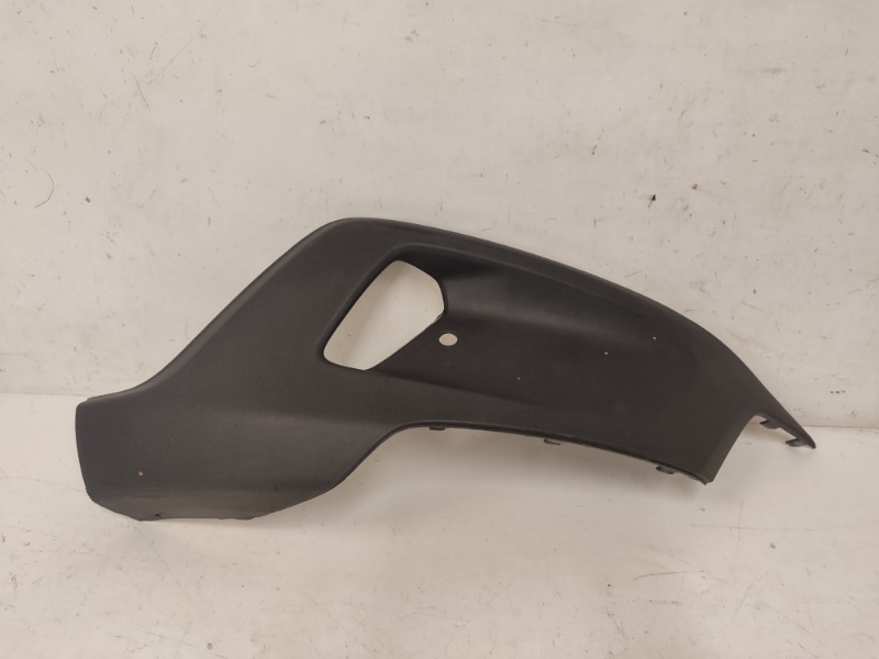 Накладка переднего бампера правая