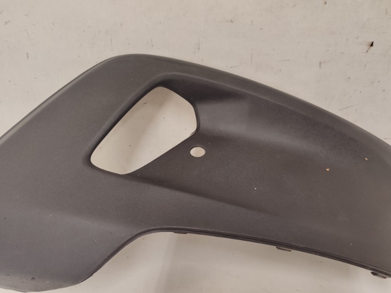 Накладка переднего бампера правая