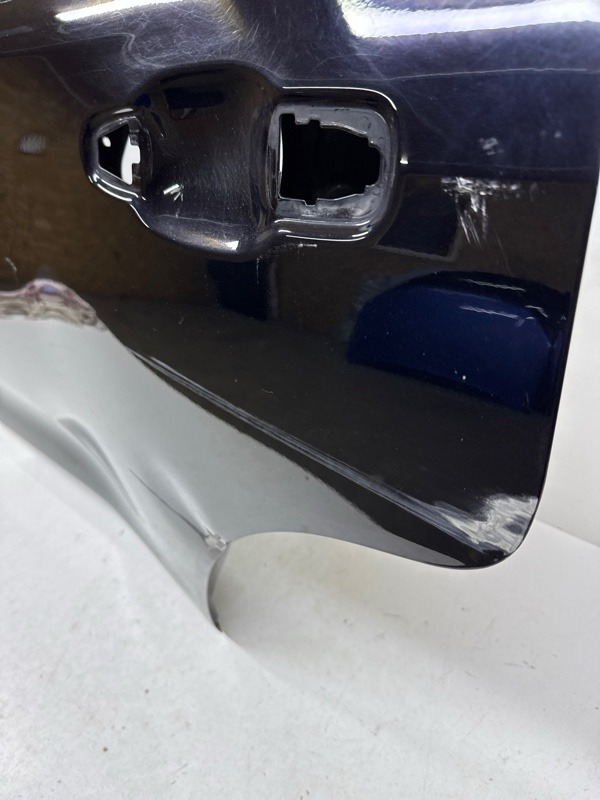 Дверь задняя левая