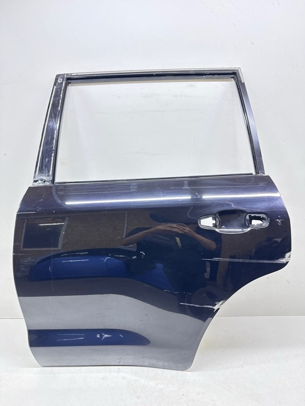 Дверь задняя левая