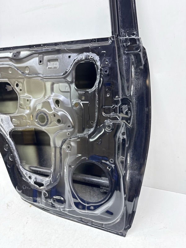 Дверь задняя левая