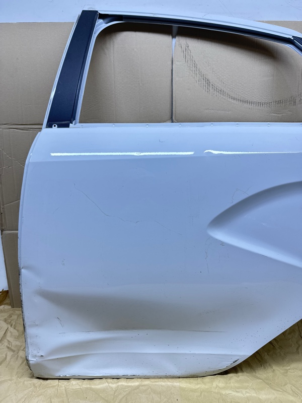 Дверь задняя левая