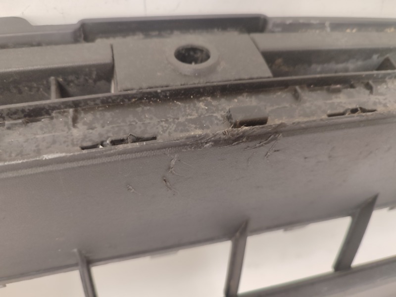 Спойлер переднего бампера