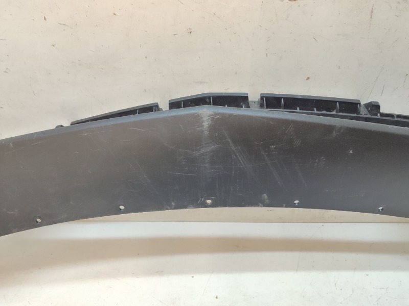 Накладка переднего бампера