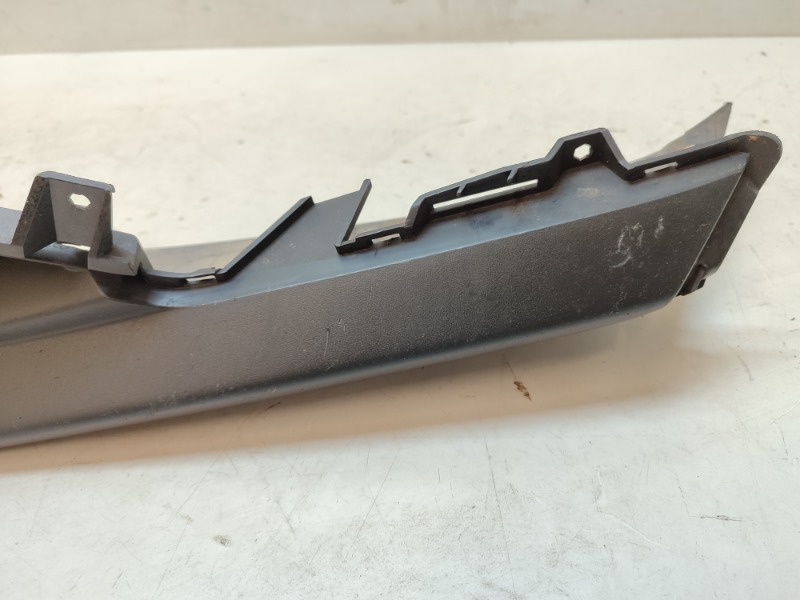 Накладка переднего бампера