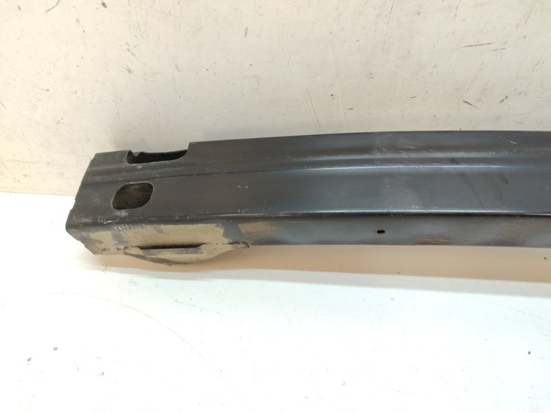 Усилитель заднего бампера