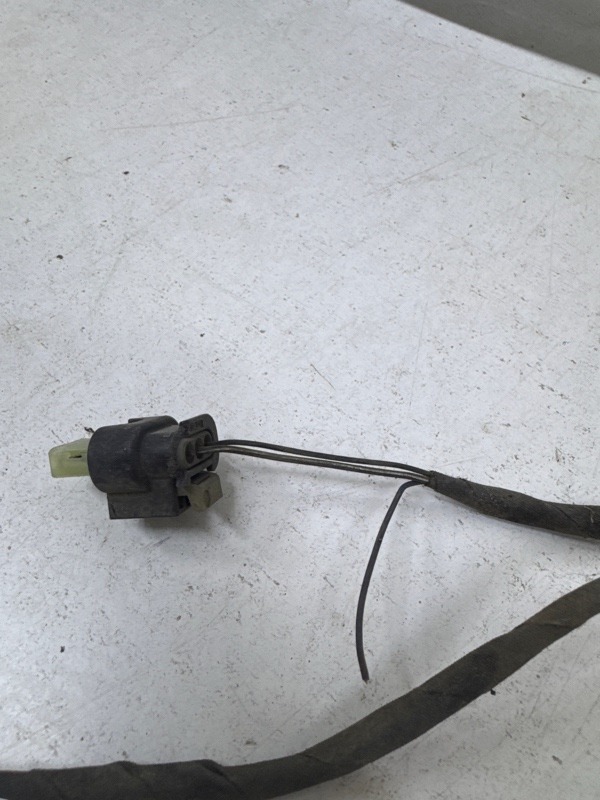 Кронштейн переднего бампера