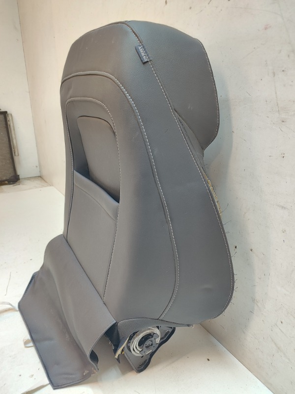 Спинка сидения