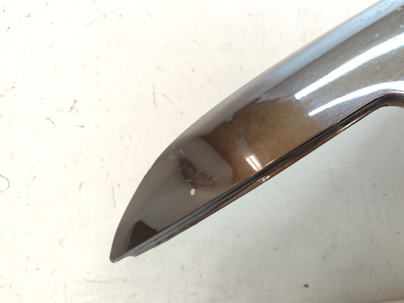 Крыло переднее левое