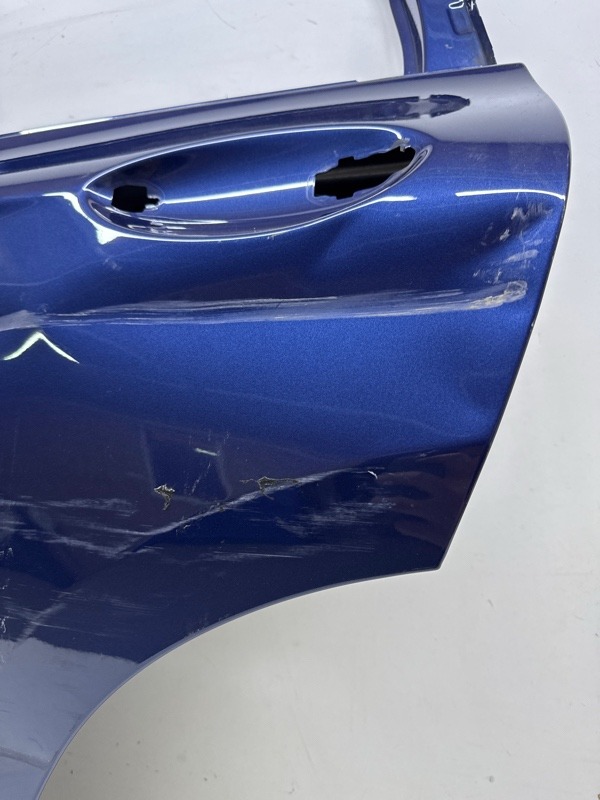 Дверь задняя левая