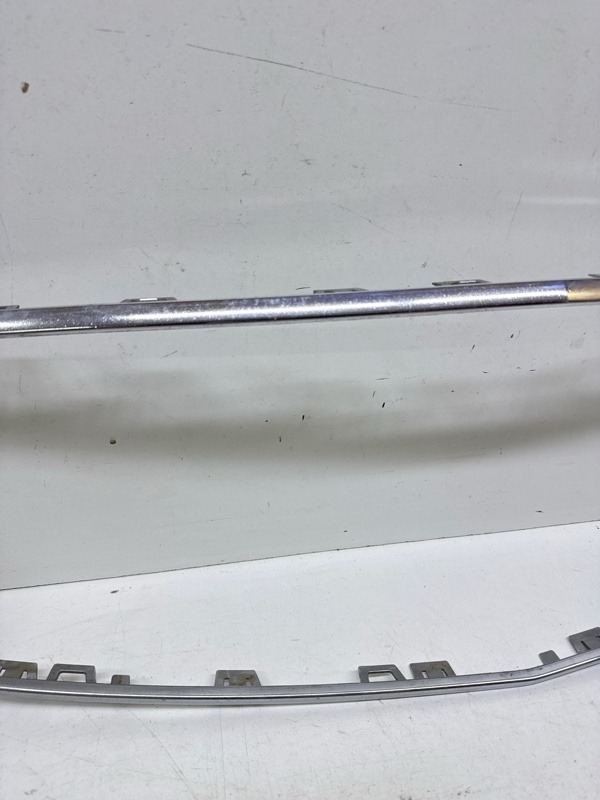 Накладка на решетку радиатора