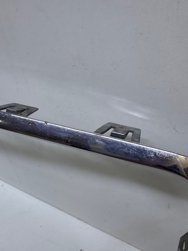 Накладка на решетку радиатора