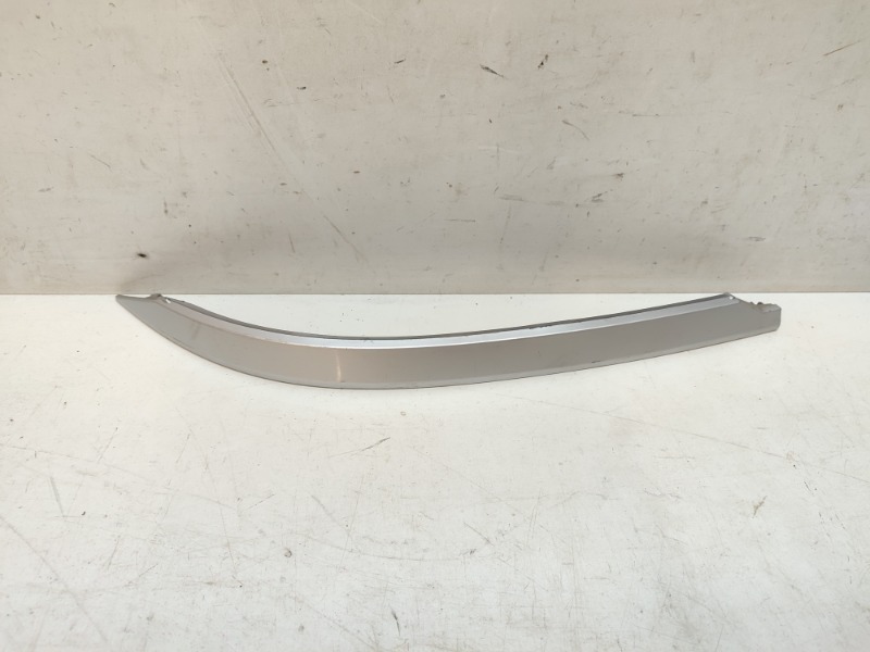 Молдинг заднего бампера левый