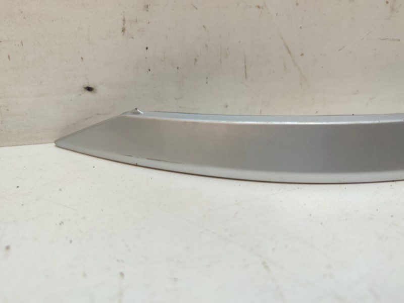 Молдинг заднего бампера левый