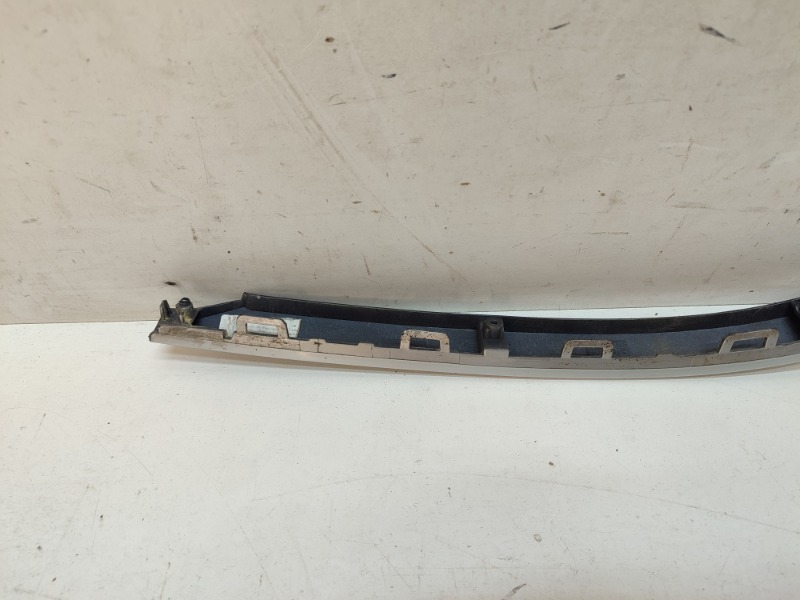 Молдинг заднего бампера левый