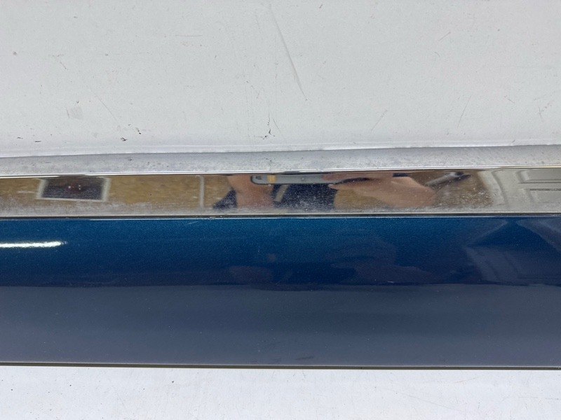 Накладка двери передней левой