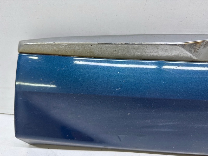 Накладка двери передней левой