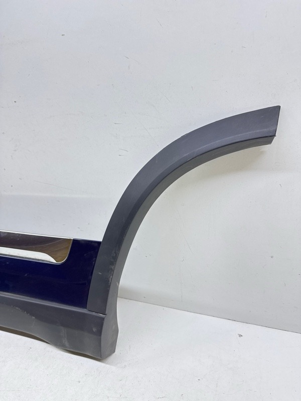 Накладка двери задней правой