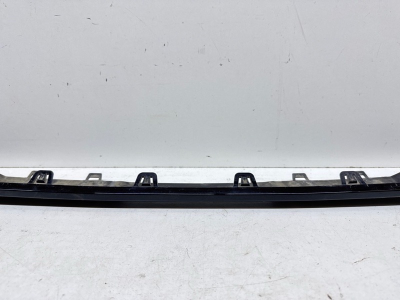 Молдинг заднего бампера