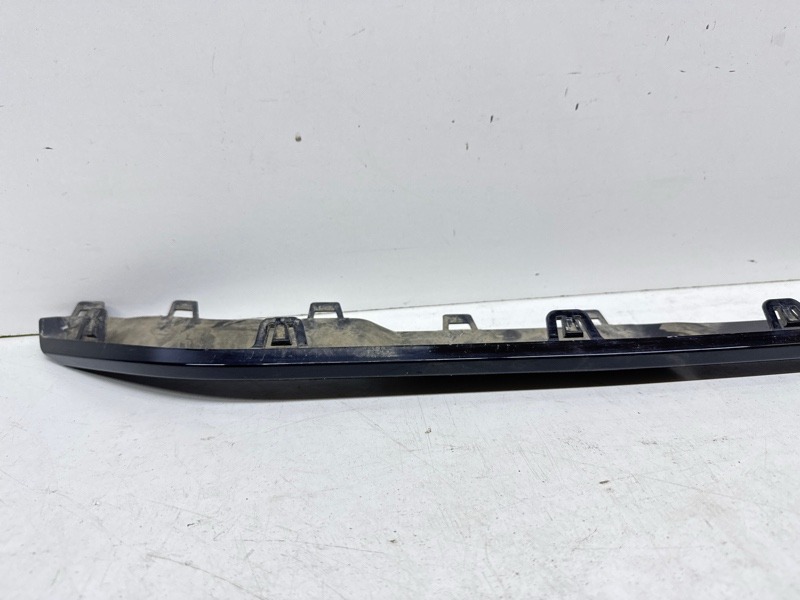 Молдинг заднего бампера