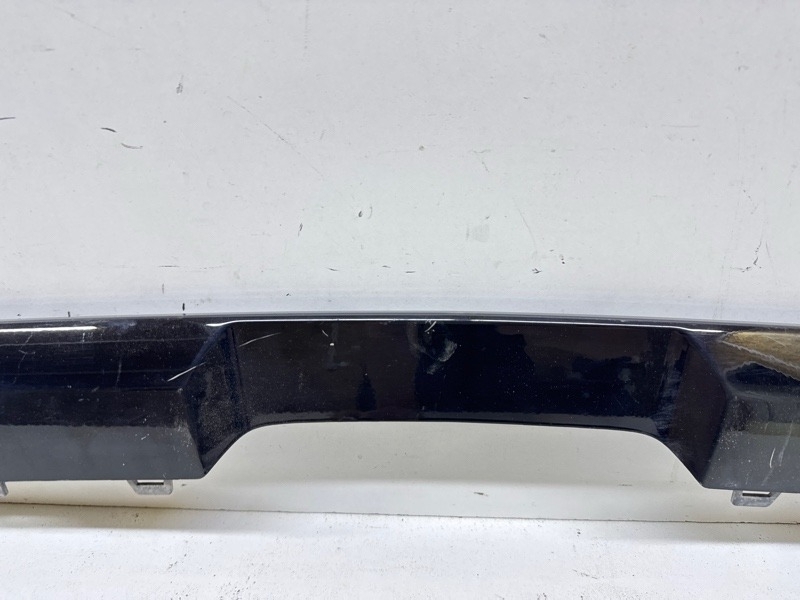 Молдинг заднего бампера