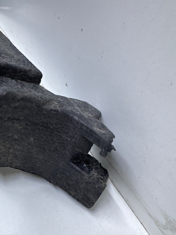 Наполнитель переднего бампера