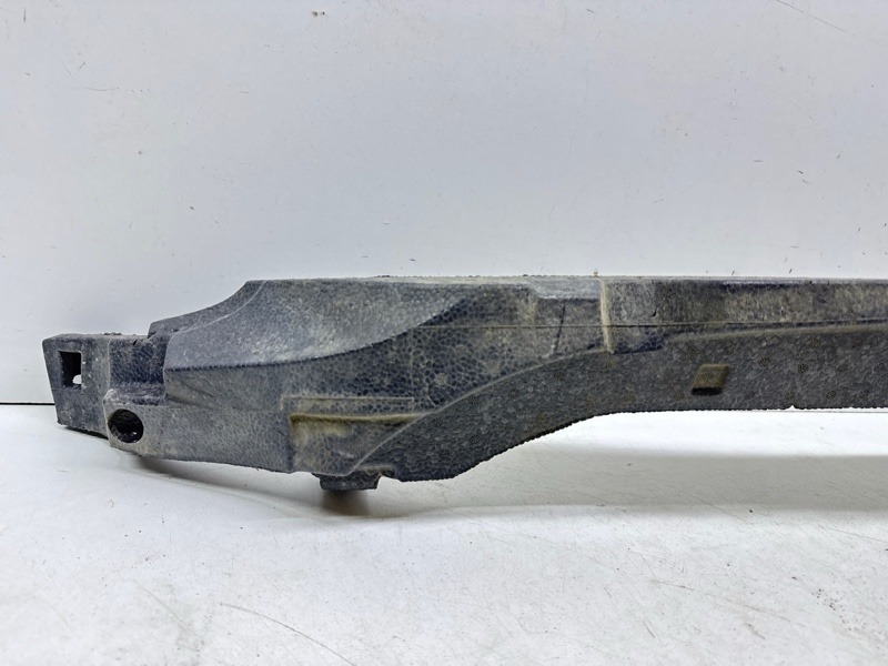 Наполнитель переднего бампера