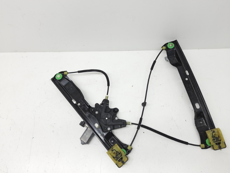 Стеклоподъемник электр. передний правый