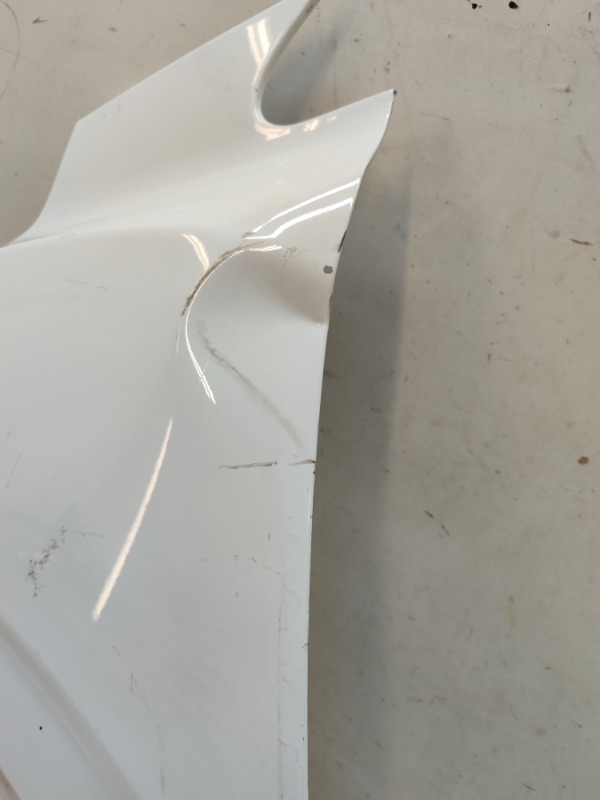 Крыло переднее левое