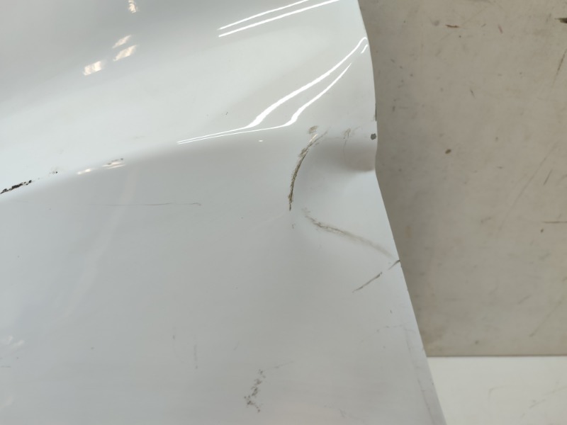 Крыло переднее левое