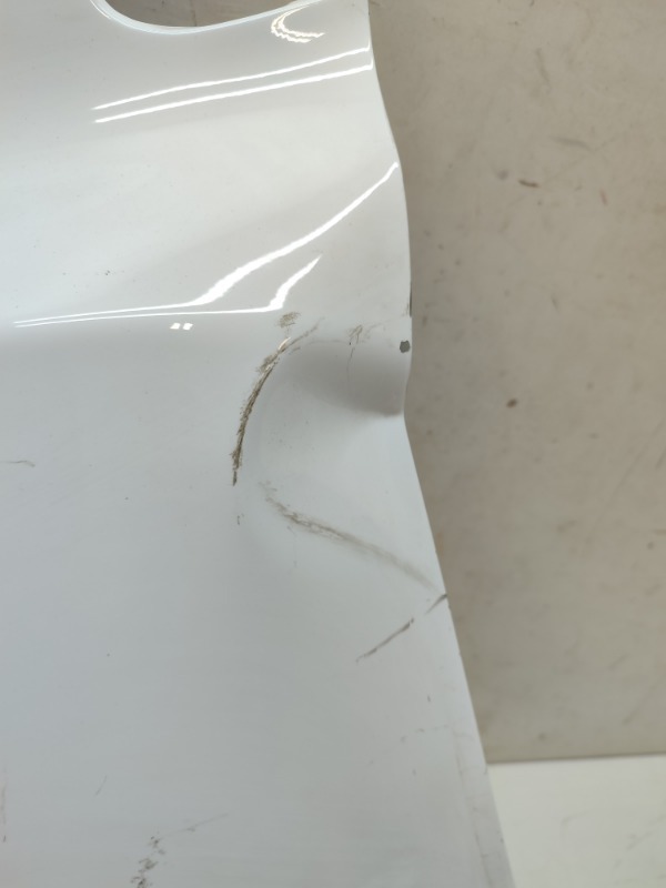 Крыло переднее левое