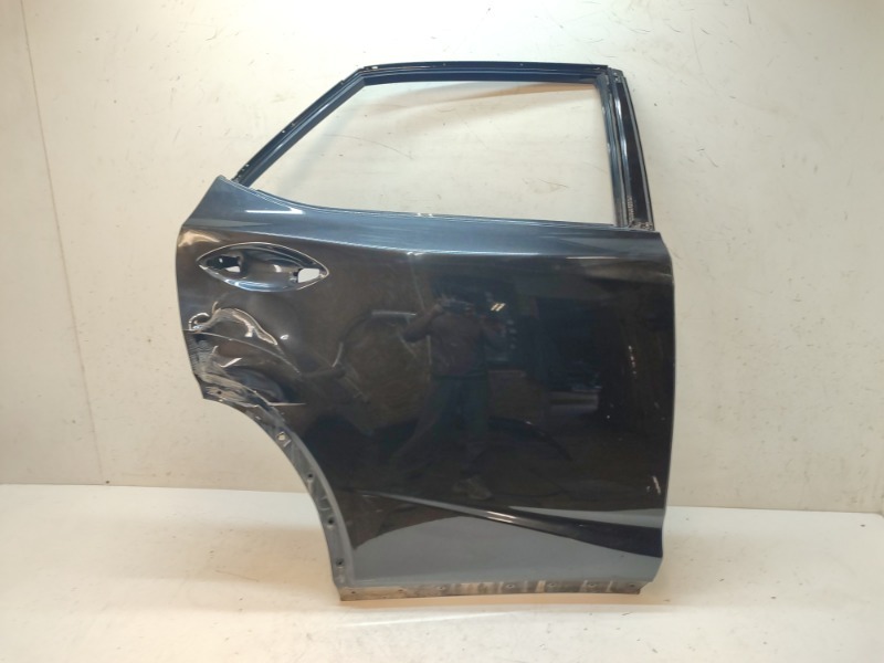 Дверь задняя правая