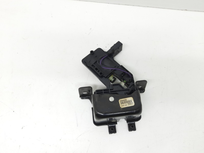 Замок багажника