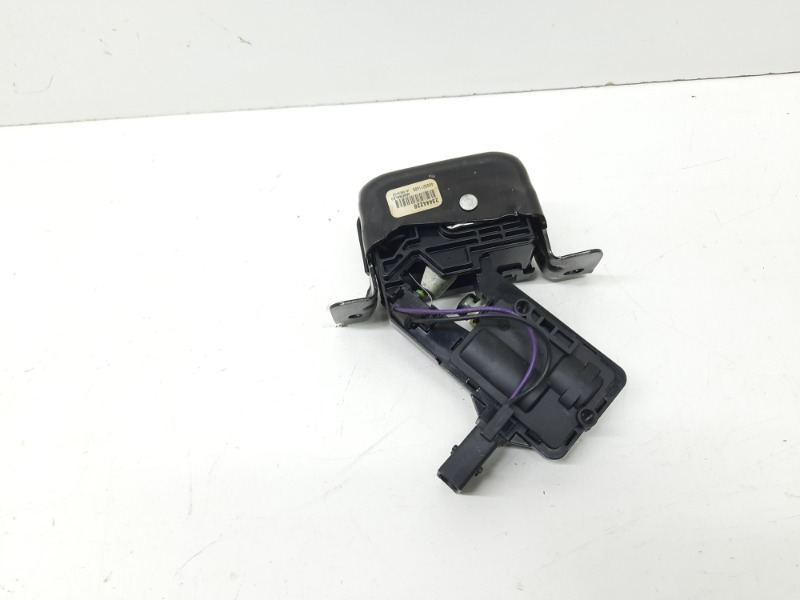 Замок багажника