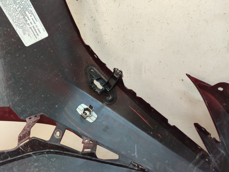 Бампер передний