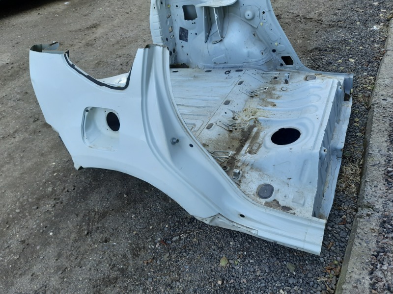 Кузовной элемент