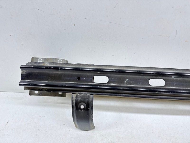 Усилитель заднего бампера