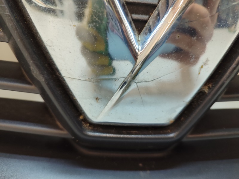 Решетка радиатора