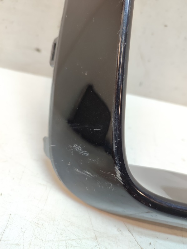 Накладка переднего бампера левая