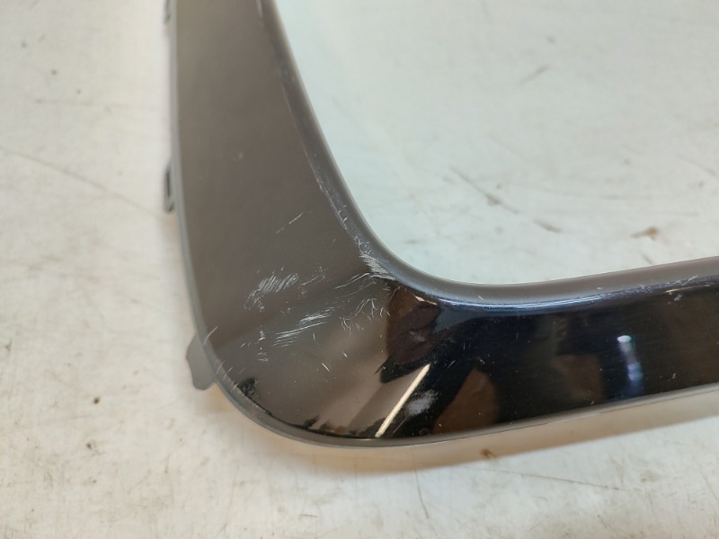 Накладка переднего бампера левая